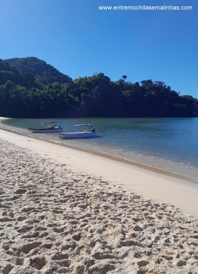 Praia do Iriri em Paraty