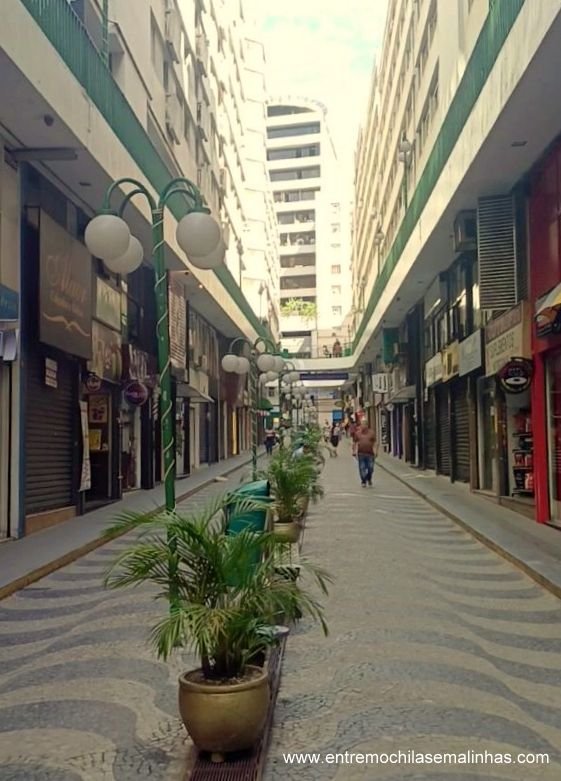 lojas da Galeria Nova Barão em São Paulo